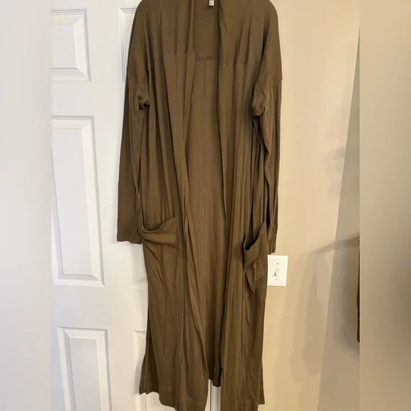 FP hangout long cardi - Picture 2 of 7